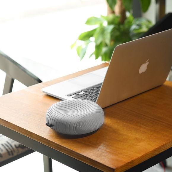 Brand New Wireless Speaker - Picture 4 of 8